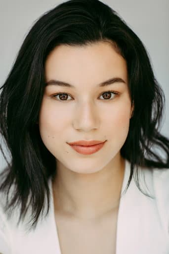 Mya Lowe fotoğrafı