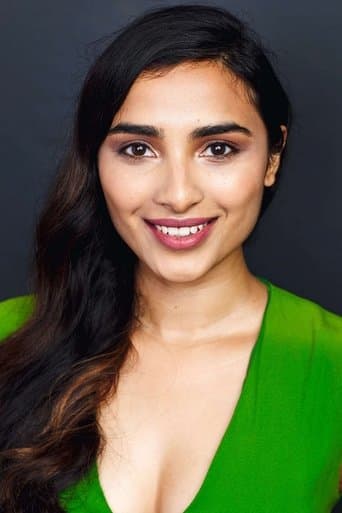 Anya Banerjee fotoğrafı
