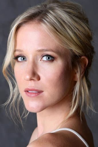 Jessy Schram fotoğrafı