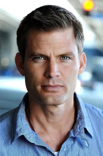 Casper Van Dien fotoğrafı