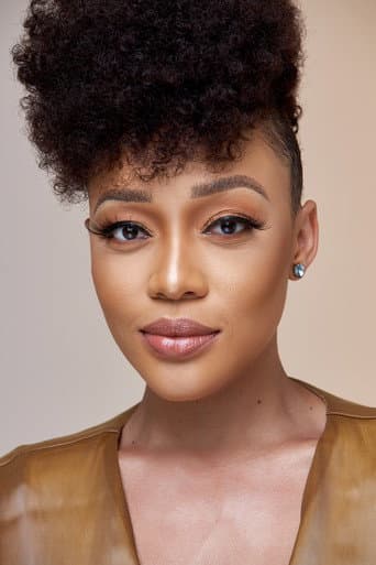 Thando Thabethe fotoğrafı