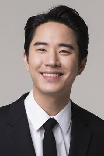 Moon Tae-yoo fotoğrafı