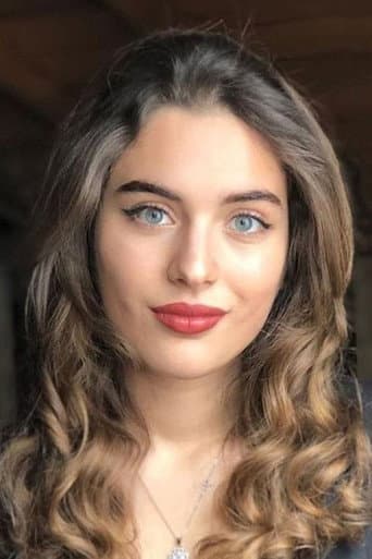 Çağla Şimşek fotoğrafı