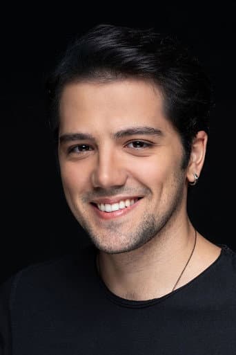 Emre Aslan fotoğrafı