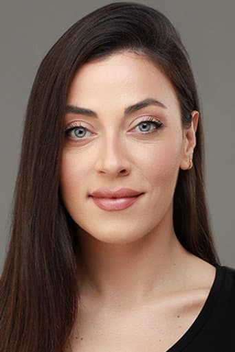 Dilara Büyükbayraktar fotoğrafı