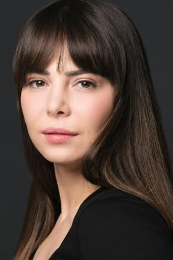 Eda Akkaya fotoğrafı