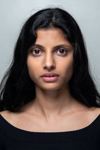 Priya Kansara fotoğrafı