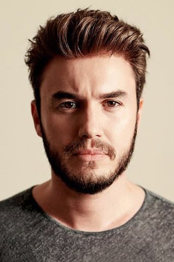 Mustafa Ceceli fotoğrafı