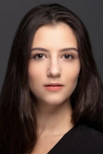 Ezgi Ulusoy fotoğrafı