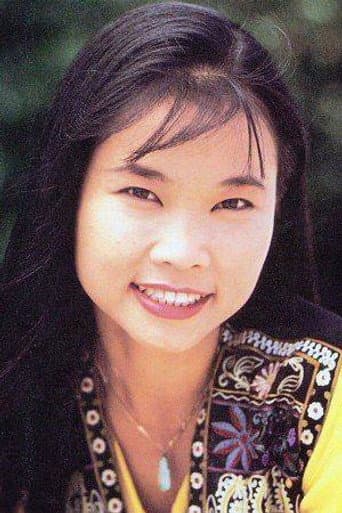 Thuy Trang fotoğrafı