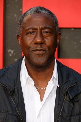 E. Roger Mitchell fotoğrafı