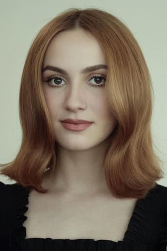 Maude Apatow fotoğrafı