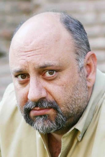 Babak Karimi fotoğrafı