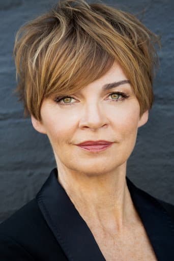 Martha Hackett fotoğrafı