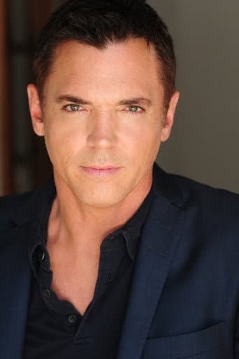 Nicholas Lea fotoğrafı