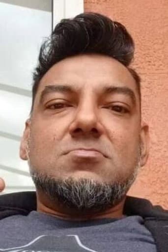 Dinesh Alvis fotoğrafı
