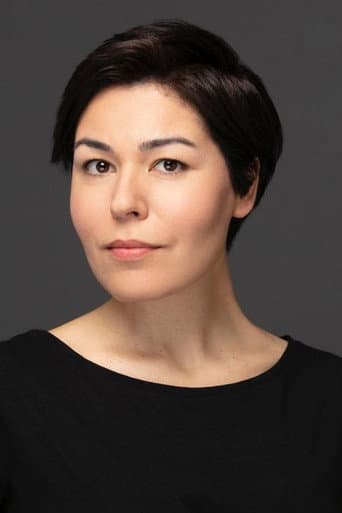 Özge Agyar fotoğrafı