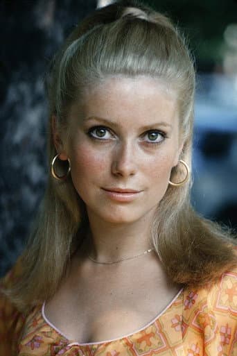 Catherine Deneuve fotoğrafı