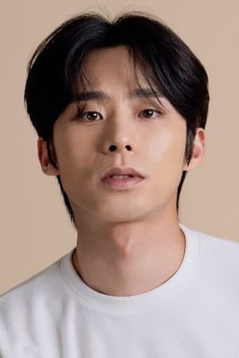 Kang Seong-wook fotoğrafı
