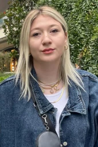 Ceren Morova Özer fotoğrafı
