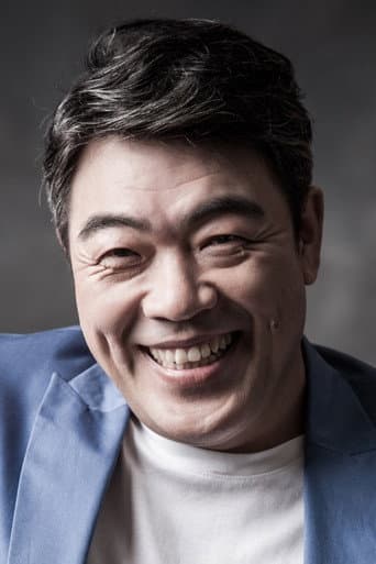 Lee Won Jong fotoğrafı