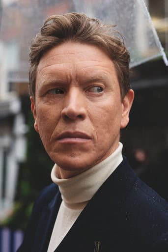 Sam Spruell fotoğrafı
