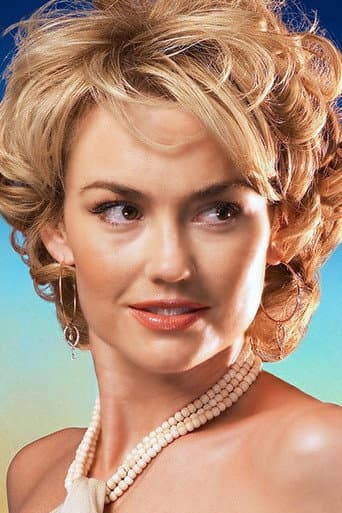 Kelly Carlson fotoğrafı
