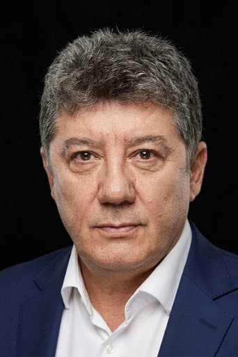 Tarık Ünlüoğlu fotoğrafı