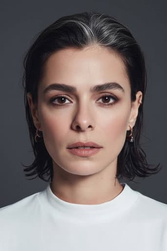 Özge Özpirinçci fotoğrafı