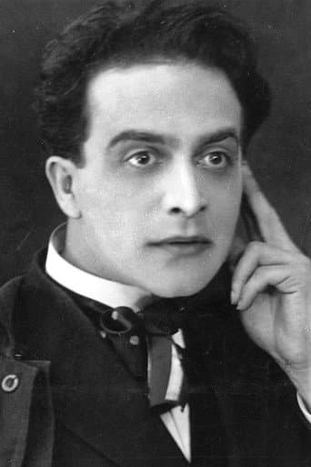Friedrich Fehér fotoğrafı