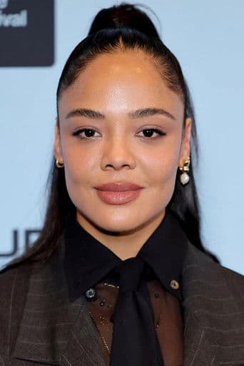 Tessa Thompson fotoğrafı