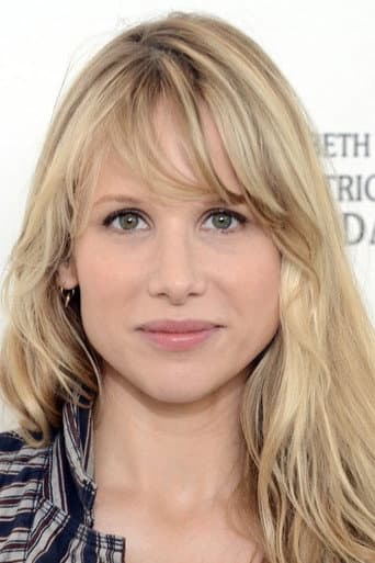 Lucy Punch fotoğrafı