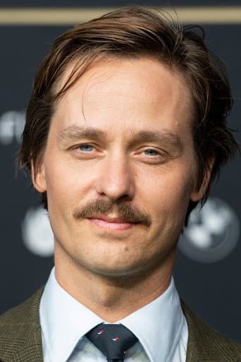 Tom Schilling fotoğrafı