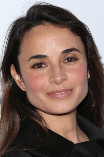 Mía Maestro fotoğrafı