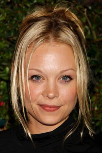Alexandra Holden fotoğrafı
