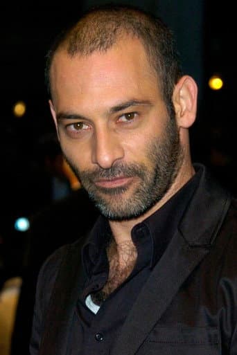 Ashraf Barhom fotoğrafı