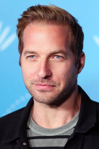 Ryan Hansen fotoğrafı