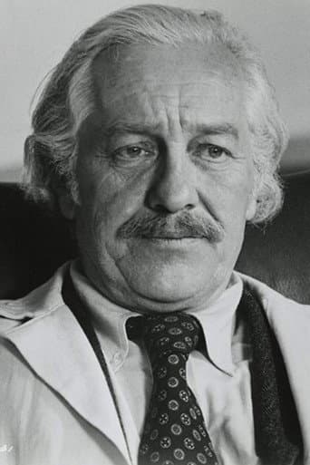 Strother Martin fotoğrafı