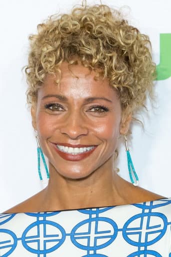 Michelle Hurd fotoğrafı