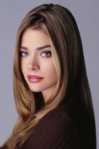 Denise Richards fotoğrafı