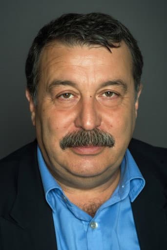 Aykut Oray fotoğrafı