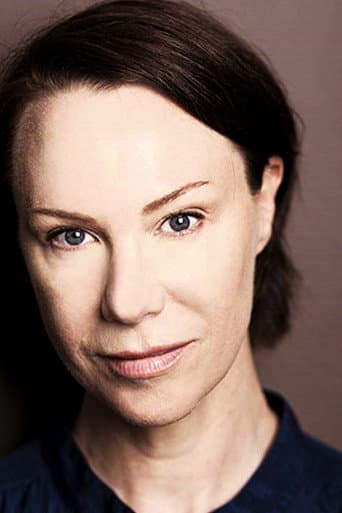 Belinda McClory fotoğrafı