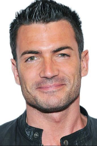 Aiden Turner fotoğrafı