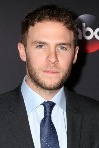 Iain De Caestecker fotoğrafı