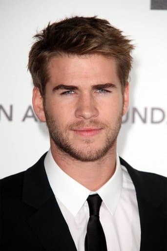 Liam Hemsworth fotoğrafı