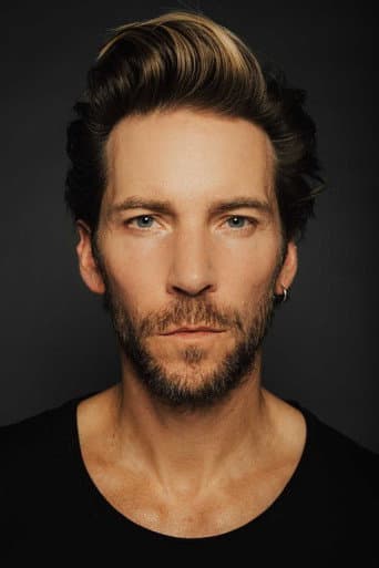 Troy Baker fotoğrafı