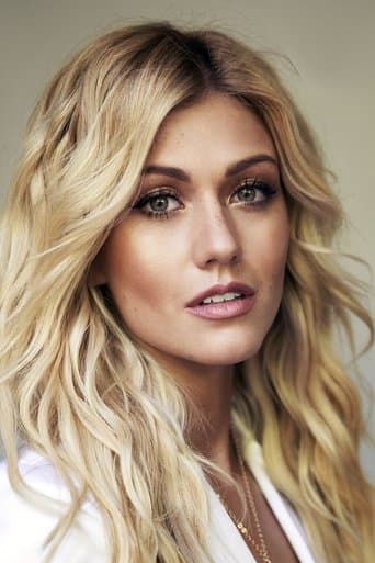 Katherine McNamara fotoğrafı