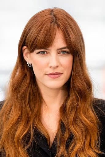 Riley Keough fotoğrafı