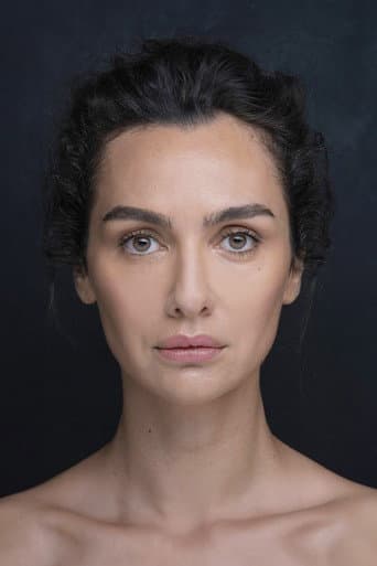 Birce Akalay fotoğrafı