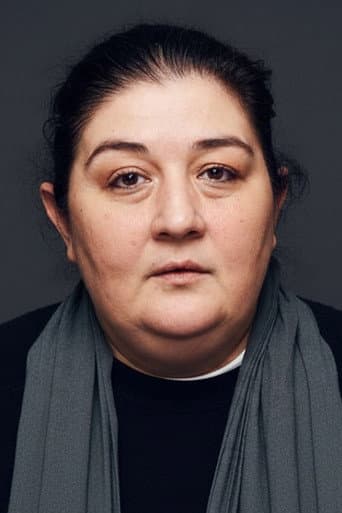 Meral Okay fotoğrafı